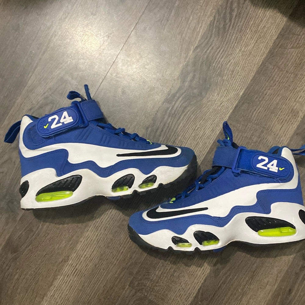Nike